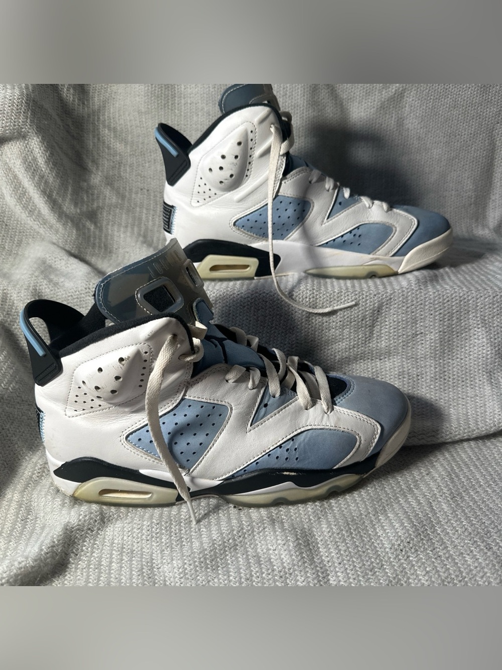 Nike Air Jordan 6 Retro UNC University Blue White Men Size 9 Sneaker CT8529-410